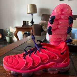 Nike Air Vapormax Plus Bright Crimson Pink Blast CU4907-600 sz 9